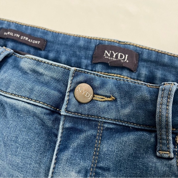 NYDJ Women’s Lift X Tuck Technology Size 12 Marilyn Straight Leg Jeans Casual - Picture 9 of 12